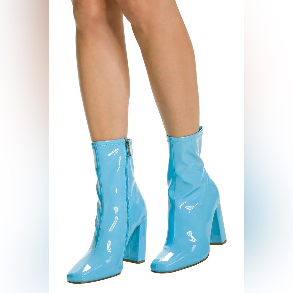 New Steve Madden Leana Booties Patent Sock Boot Size 9 Pointed Toe Block Heel